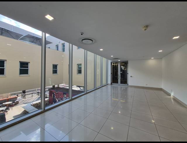 1,180M² OFFICE TO LET IN ILLOVO